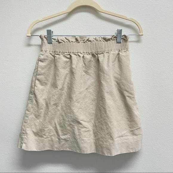 J. Crew Dresses & Skirts - J. Crew Oatmeal Linen Ruffle Waist Pocket Skirt